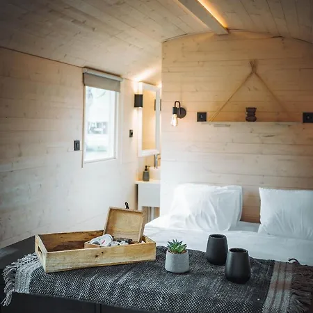 Glamping - 25 Min Roermond, Maasmechelen & Maastricht Hotel Kinrooi Exterior photo
